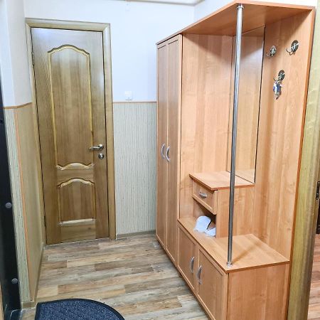 Апартаменты на улице Розыбакиева, 103 Алмати Екстер'єр фото